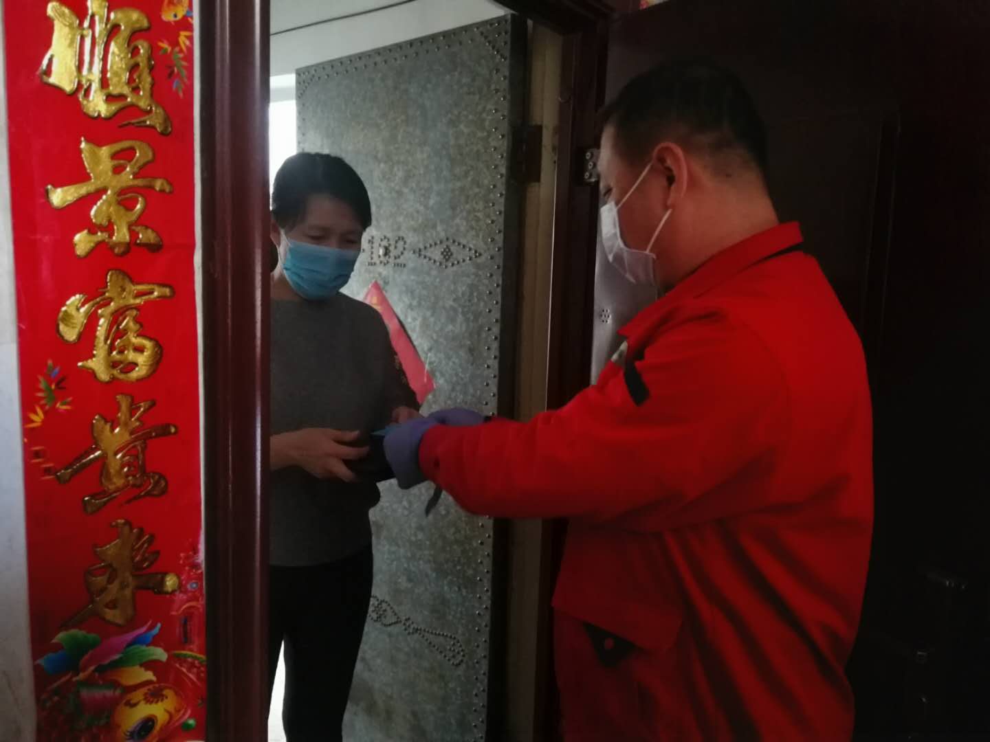疫情防控，黨員在行動