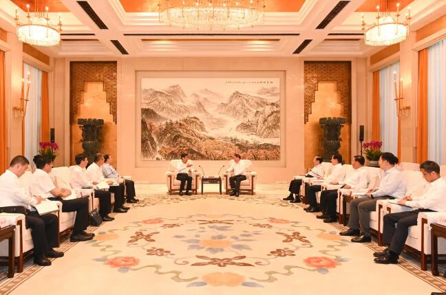 舒印彪拜會(huì)湖北省委書記應(yīng)勇、省長(zhǎng)王曉東