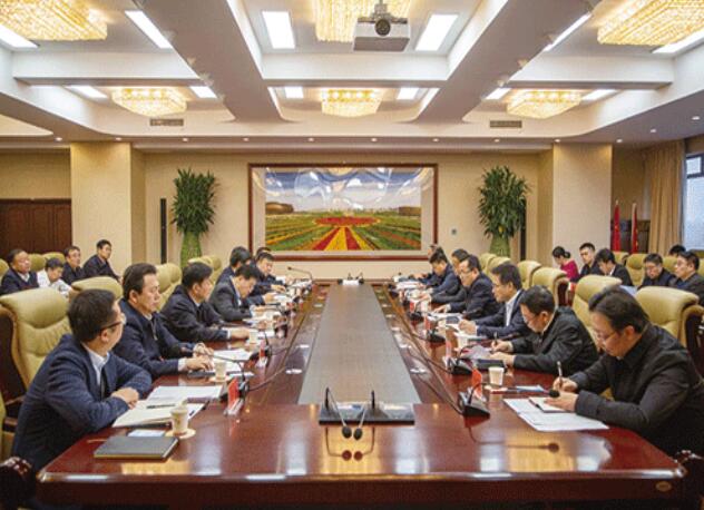 內(nèi)蒙古電力（集團(tuán)）公司董事長、黨委書記賈振國帶隊(duì)赴鄂爾多斯地區(qū)調(diào)研