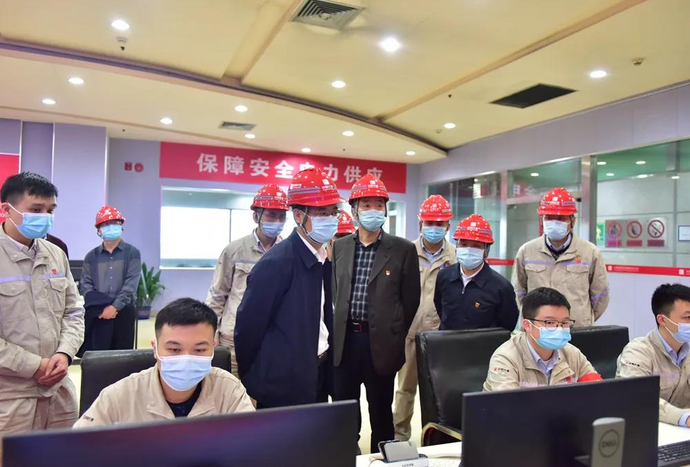 華銀電力賀子波、陳自強(qiáng)一行到湘潭發(fā)電公司調(diào)研