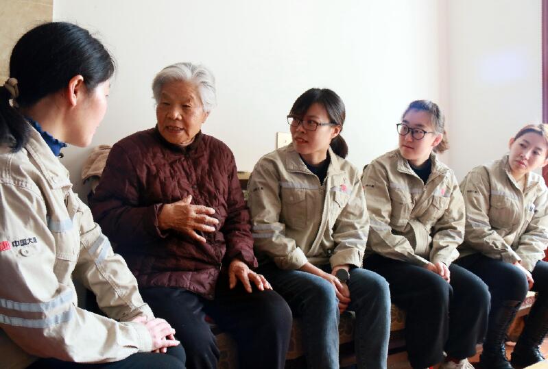 別樣?jì)D女節(jié)，溫暖老人心