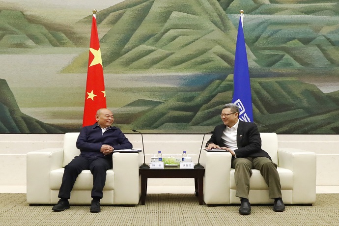 錢智民會(huì)見(jiàn)中國(guó)中鐵董事長(zhǎng)、黨委書(shū)記陳云
