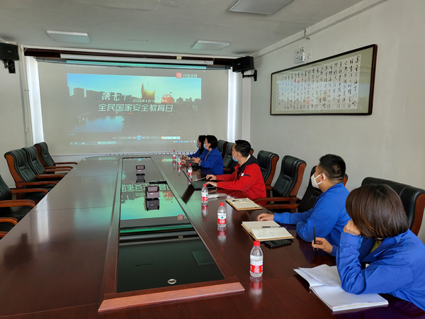 烏海市千里山供電分公司：開(kāi)展網(wǎng)絡(luò)信息安全培訓(xùn)，筑牢網(wǎng)絡(luò)安全防線