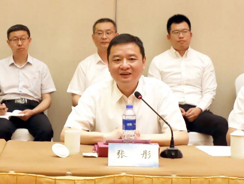 協(xié)鑫、徐工聯(lián)手！布局新能源