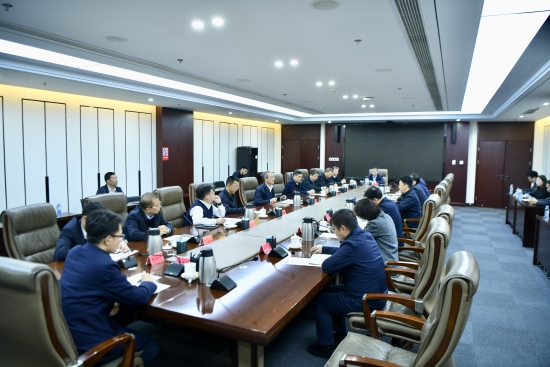 王斌與南昌市委常委、高新區(qū)黨工委書記王萬征會談