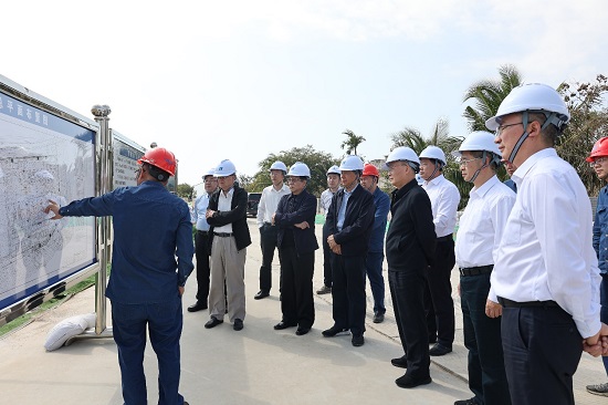 華能集團(tuán)外部董事到海南分公司及昌江、石島灣核電基地調(diào)研