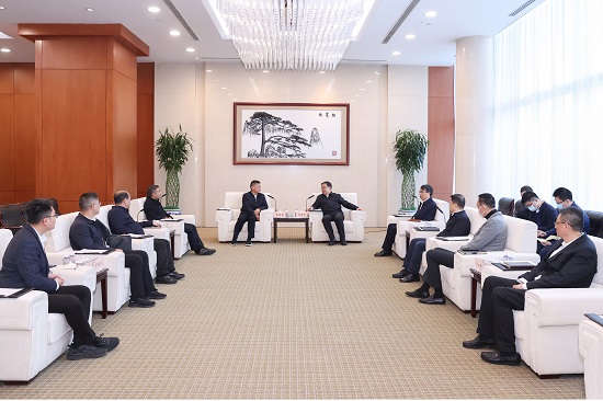 鄧建玲會(huì)見福建省政協(xié)副主席、漳州市委書記張國旺
