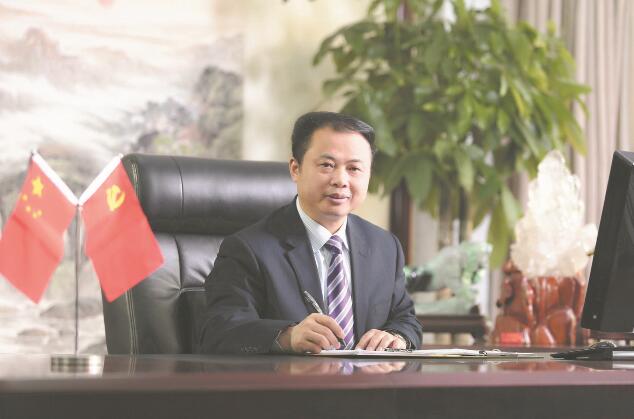 全國人大代表、天能控股集團有限公司董事長張?zhí)烊危喊l(fā)揮科技創(chuàng)新主力軍作用 推動儲能產(chǎn)業(yè)高質(zhì)量發(fā)展