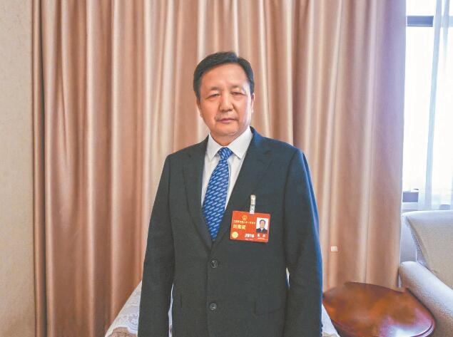 新型電力系統(tǒng)建設為電力裝備制造業(yè)帶來新機遇——訪全國人大代表，全國工商聯(lián)副主席，特變電工股份有限公司黨委書記、董事長張新