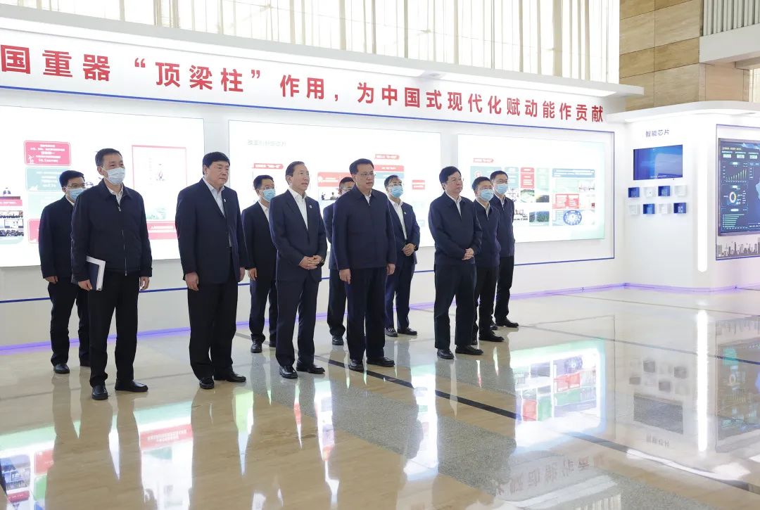 重慶市委書記袁家軍、市長(zhǎng)胡衡華與國(guó)家電網(wǎng)董事長(zhǎng)辛保安、總經(jīng)理張智剛會(huì)談
