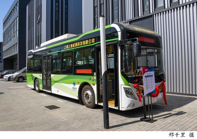 到2025年力爭(zhēng)發(fā)展燃料電池汽車超過10000輛，《上海交通領(lǐng)域氫能推廣應(yīng)用方案》發(fā)布