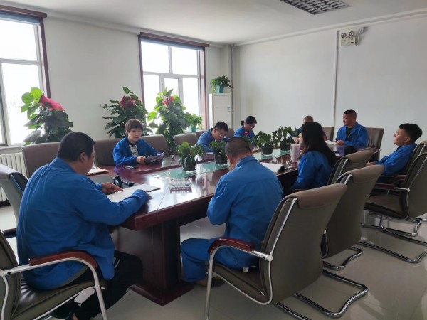 烏海市千里山供電公司：學(xué)好政務(wù)處分法，增強履職盡責(zé)能力
