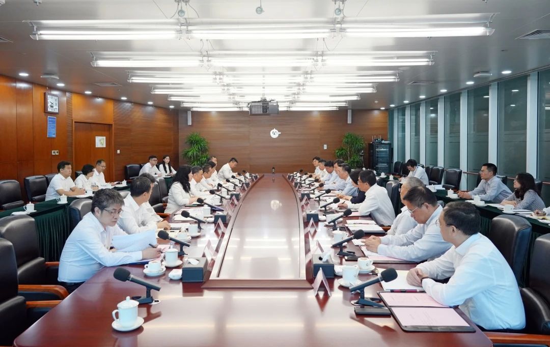 中國(guó)能建黨委書記、董事長(zhǎng)宋海良與中國(guó)海油黨組書記、董事長(zhǎng)汪東進(jìn)會(huì)談