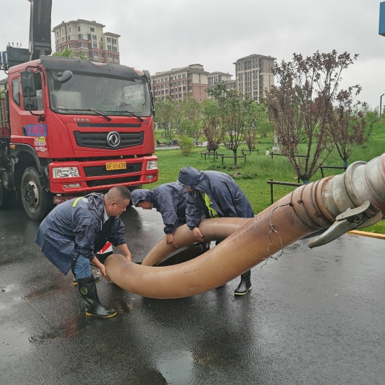 聞“汛”而動，彰顯央企擔(dān)當(dāng)——水電三局雄安項目全力奮戰(zhàn)防汛搶險第一線