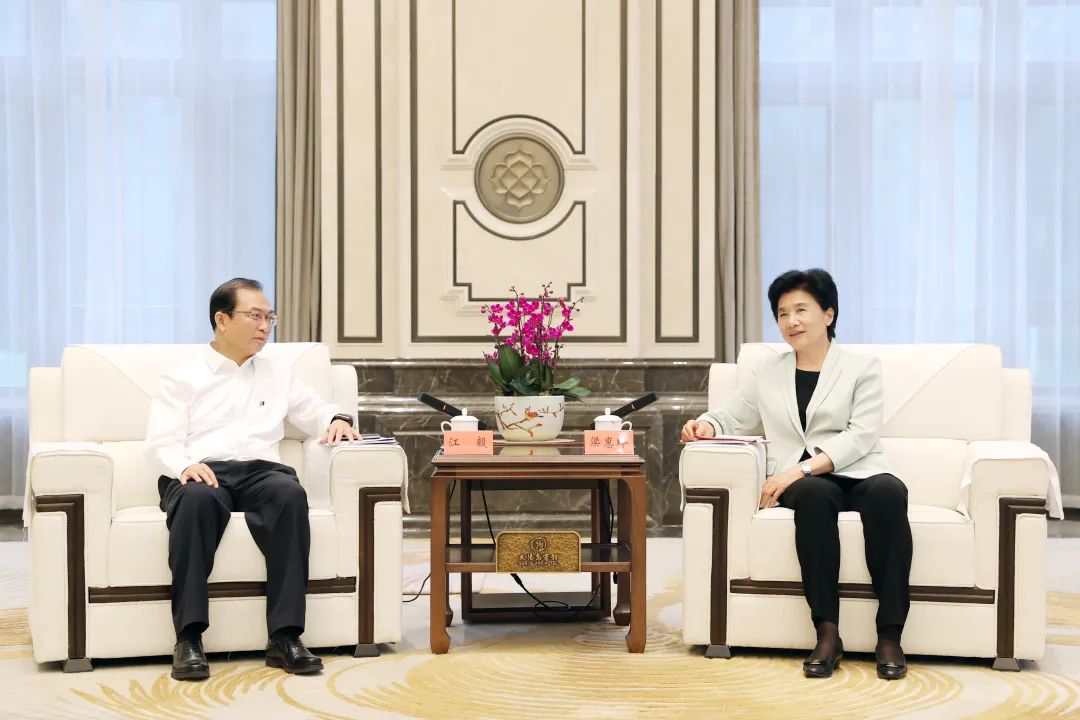 華電集團黨組書記、董事長江毅拜會黑龍江省委副書記、省長梁惠玲