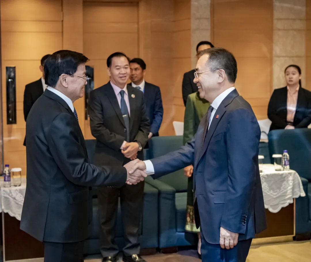 大唐集團(tuán)黨組書記、董事長鄒磊拜會(huì)老撾國家主席通倫·西蘇里