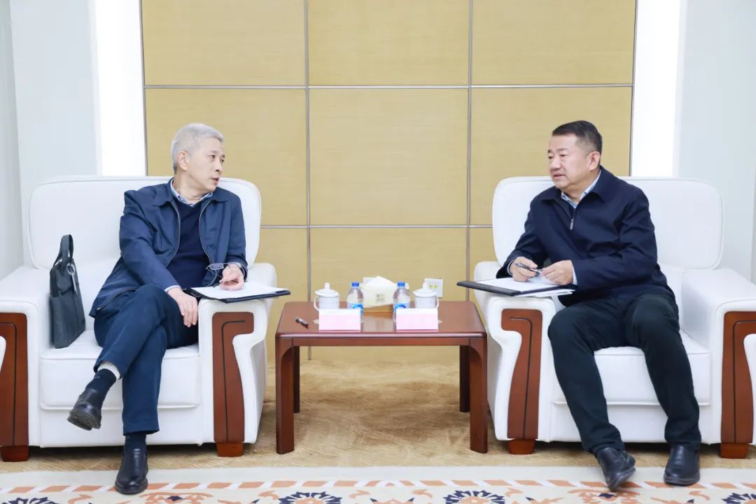 中國一重集團黨委書記、董事長徐鵬一行拜訪大唐環(huán)境黨委書記、董事長朱利明