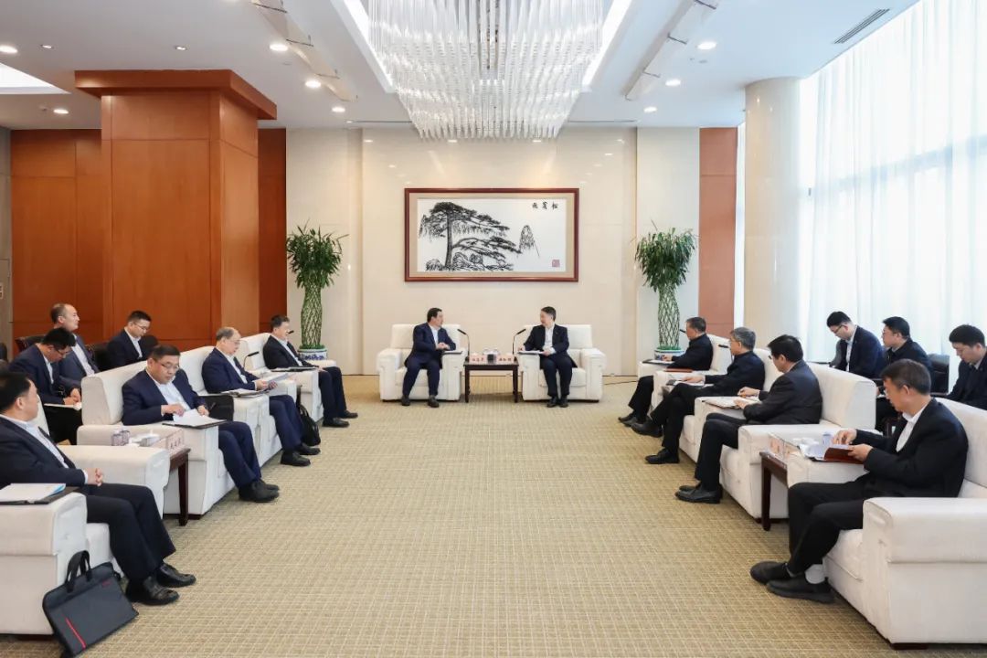 華能集團董事長溫樞剛會見中國電氣裝備董事長白忠泉、總經(jīng)理周群