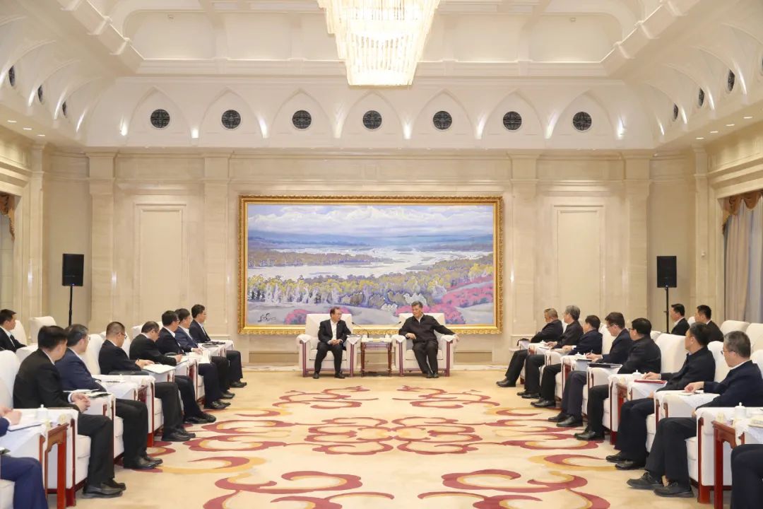 華電集團(tuán)黨組書記、董事長(zhǎng)江毅拜會(huì)新疆維吾爾自治區(qū)主要領(lǐng)導(dǎo)