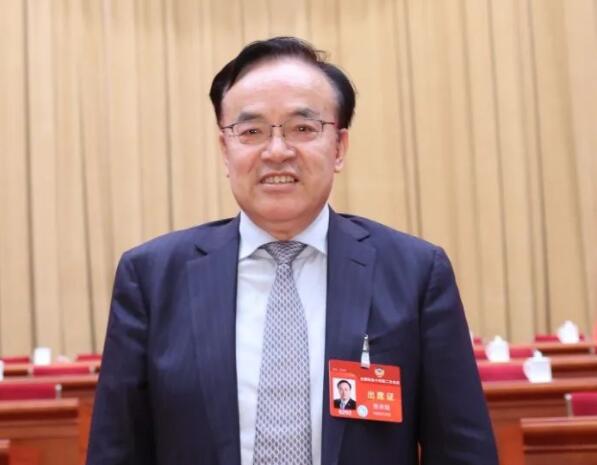全國政協(xié)常委張來斌：系統(tǒng)思維引領(lǐng)能源轉(zhuǎn)型與安全，確?！半p碳”目標順利實現(xiàn)
