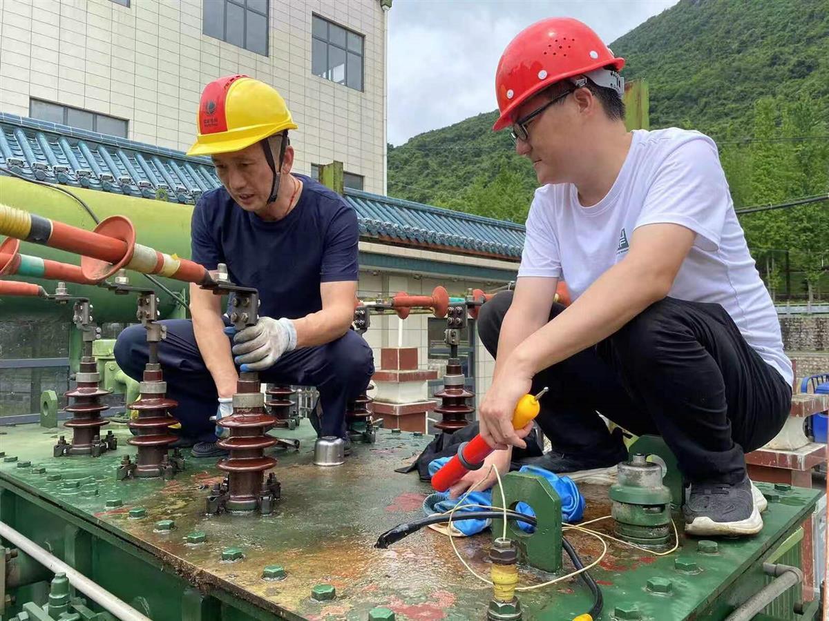 黃石市王英電廠發(fā)電泄洪調(diào)峰，騰出庫(kù)容1200萬(wàn)立方米