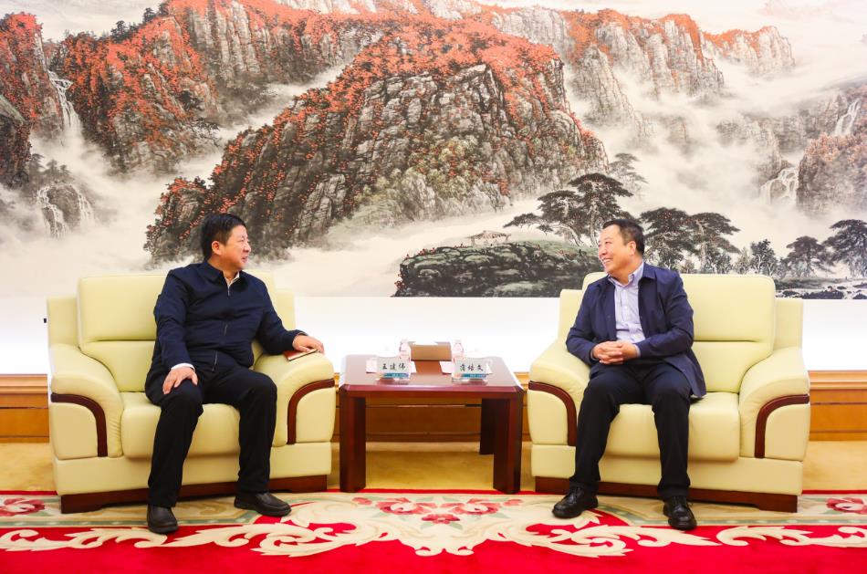 大唐甘肅公司黨委書記、董事長王建偉與甘肅電投集團黨委書記、董事長蒲培文會談