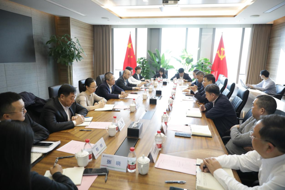 國家電投浙江公司總經(jīng)理、黨委副書記黃保軍會見浙商銀行總行黨委委員、副行長景峰