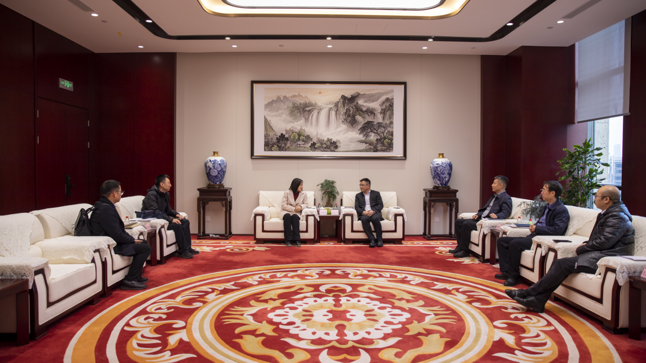 華電上海公司黨委書記顧金芳會(huì)見國(guó)家能源局華東監(jiān)管局黨組成員、副局長(zhǎng)朱曉艷