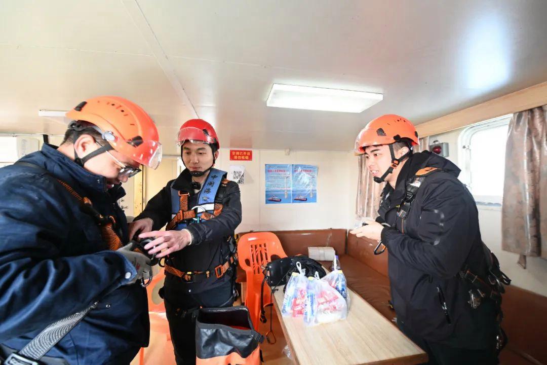 海上風電運維工程師：攀登百米高的風機，與海風作伴